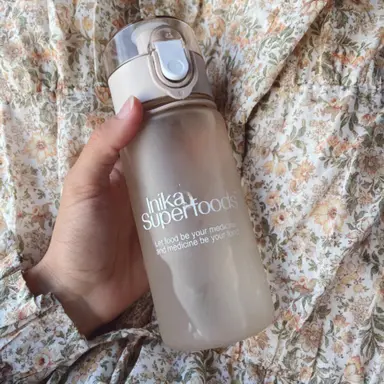 Inika Shaker thumbnail 2